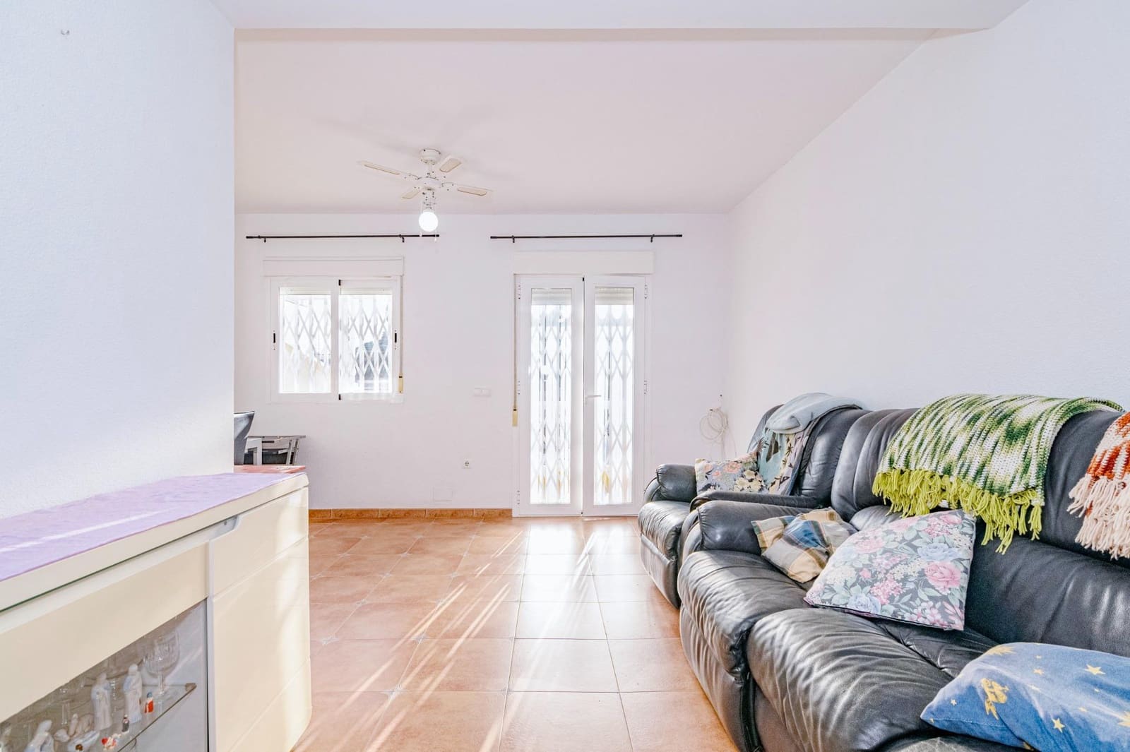 4 slaapkamer Huis te koop in Albunol met garage - € 214.900 (Ref: 10021104)