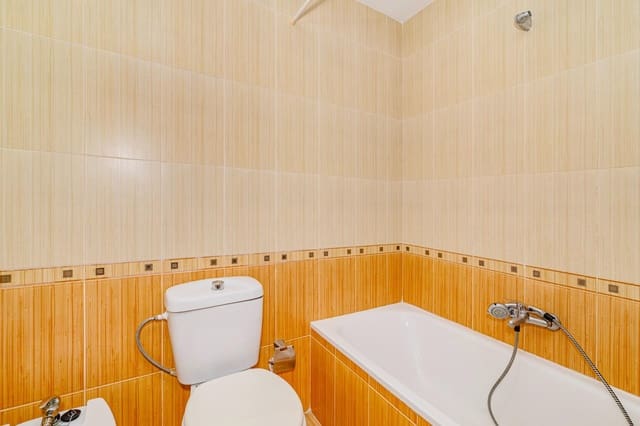 4 slaapkamer Huis te koop in Albuñol met garage - € 214.900 (Ref: 10021104)