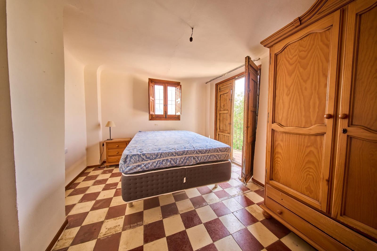 3 soveværelse Villa til salg i Granada by med swimmingpool - € 580.000 (Ref: 10024365)