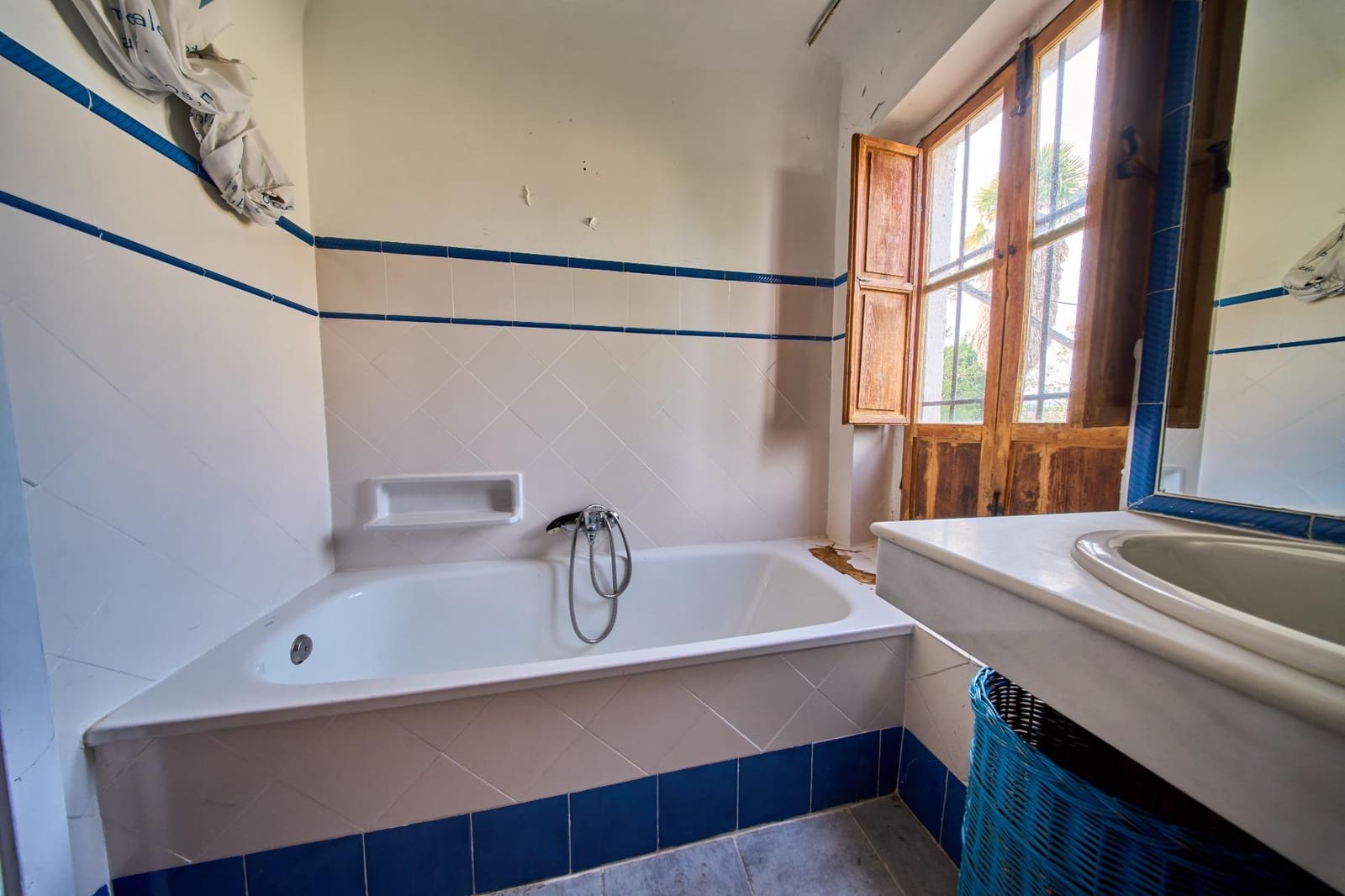 3 soveværelse Villa til salg i Granada by med swimmingpool - € 580.000 (Ref: 10024365)