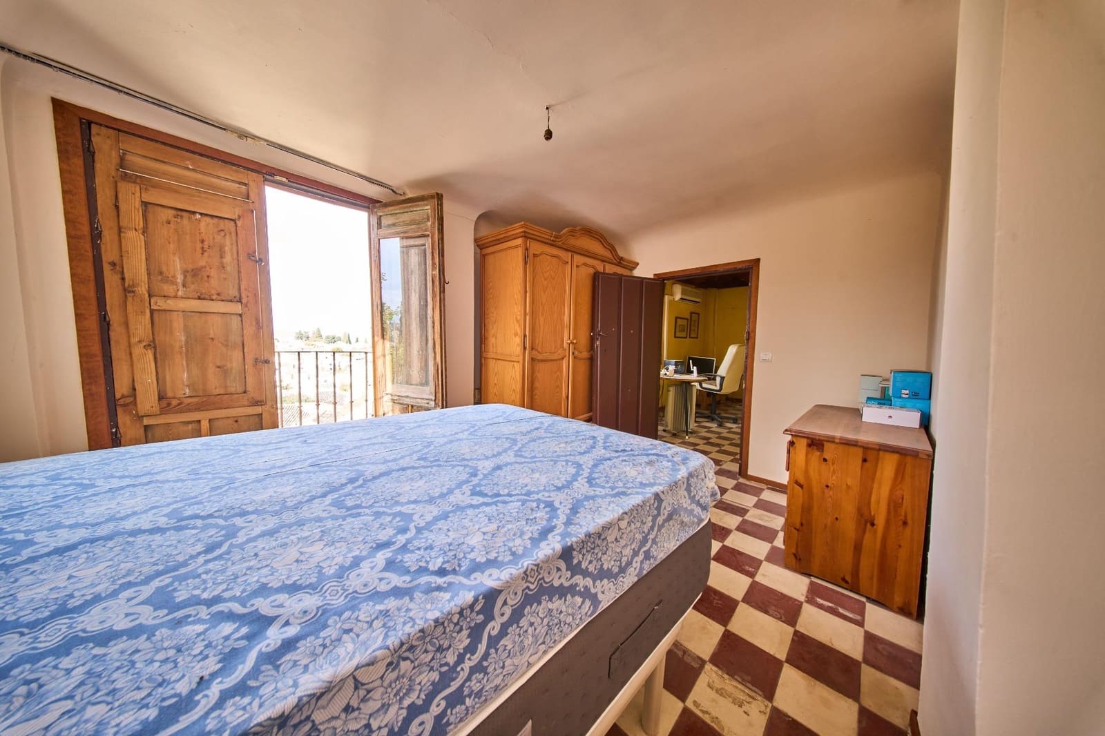 3 soveværelse Villa til salg i Granada by med swimmingpool - € 580.000 (Ref: 10024365)