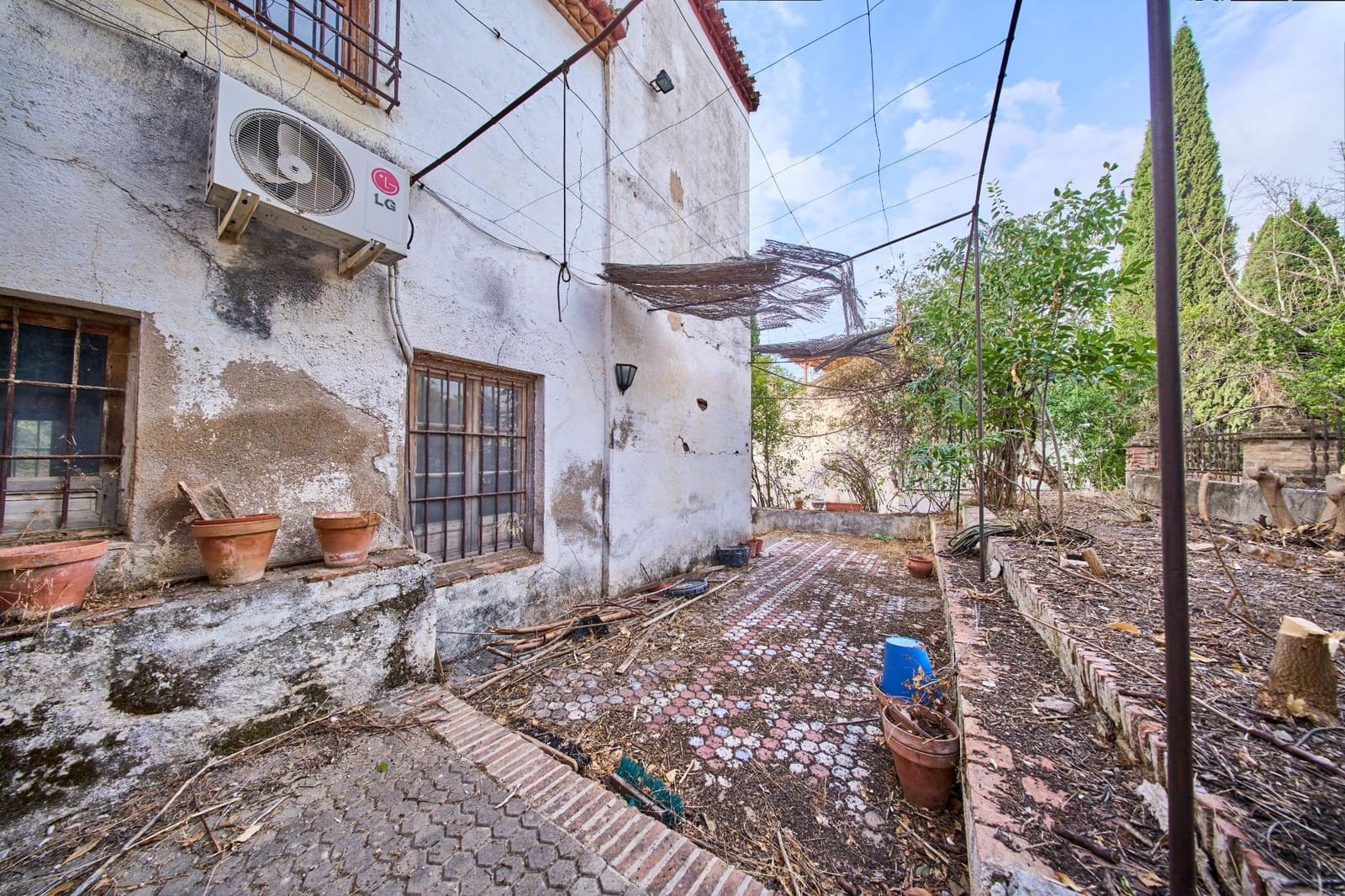 3 soveværelse Villa til salg i Granada by med swimmingpool - € 580.000 (Ref: 10024365)