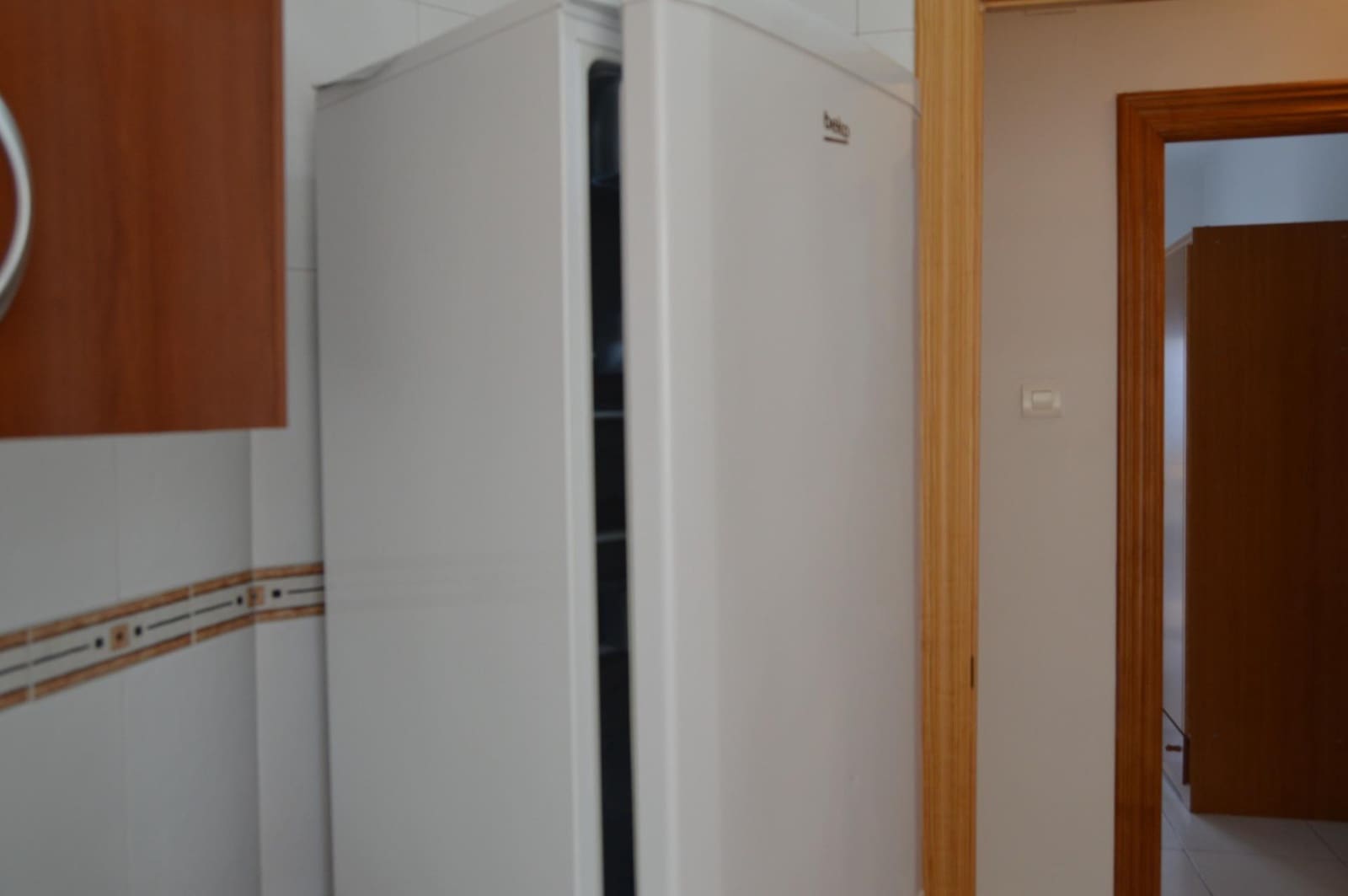 3 sovrum Lägenhet att hyra i Granada stad - 900 € (Ref: 10025912)