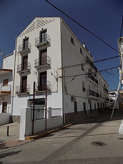 Ático de 2 habitaciones en Ugíjar en venta - 109.000 € (Ref: 10027460)