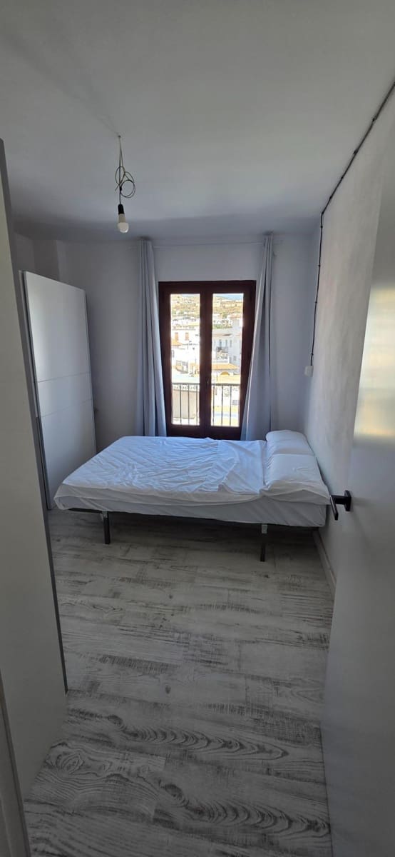 Ático de 2 habitaciones en Ugíjar en venta - 109.000 € (Ref: 10027460)