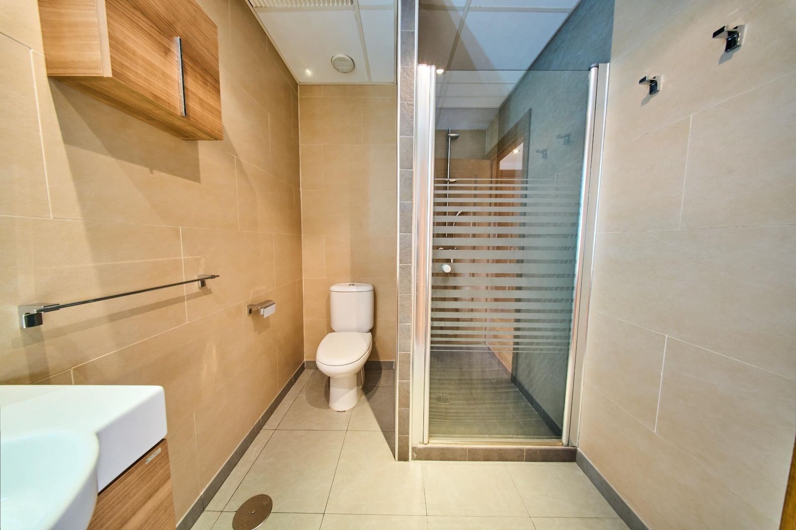 3 bedroom Penthouse for sale in Granada city with garage - € 697,000 (Ref: 10032219)