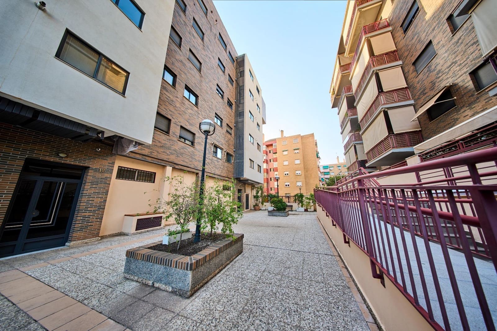 3 bedroom Penthouse for sale in Granada city with garage - € 697,000 (Ref: 10032219)