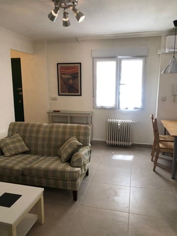 1 soveværelse Lejlighed til leje i San Matías - Realejo, Granada by - € 750 (Ref: 10037574)