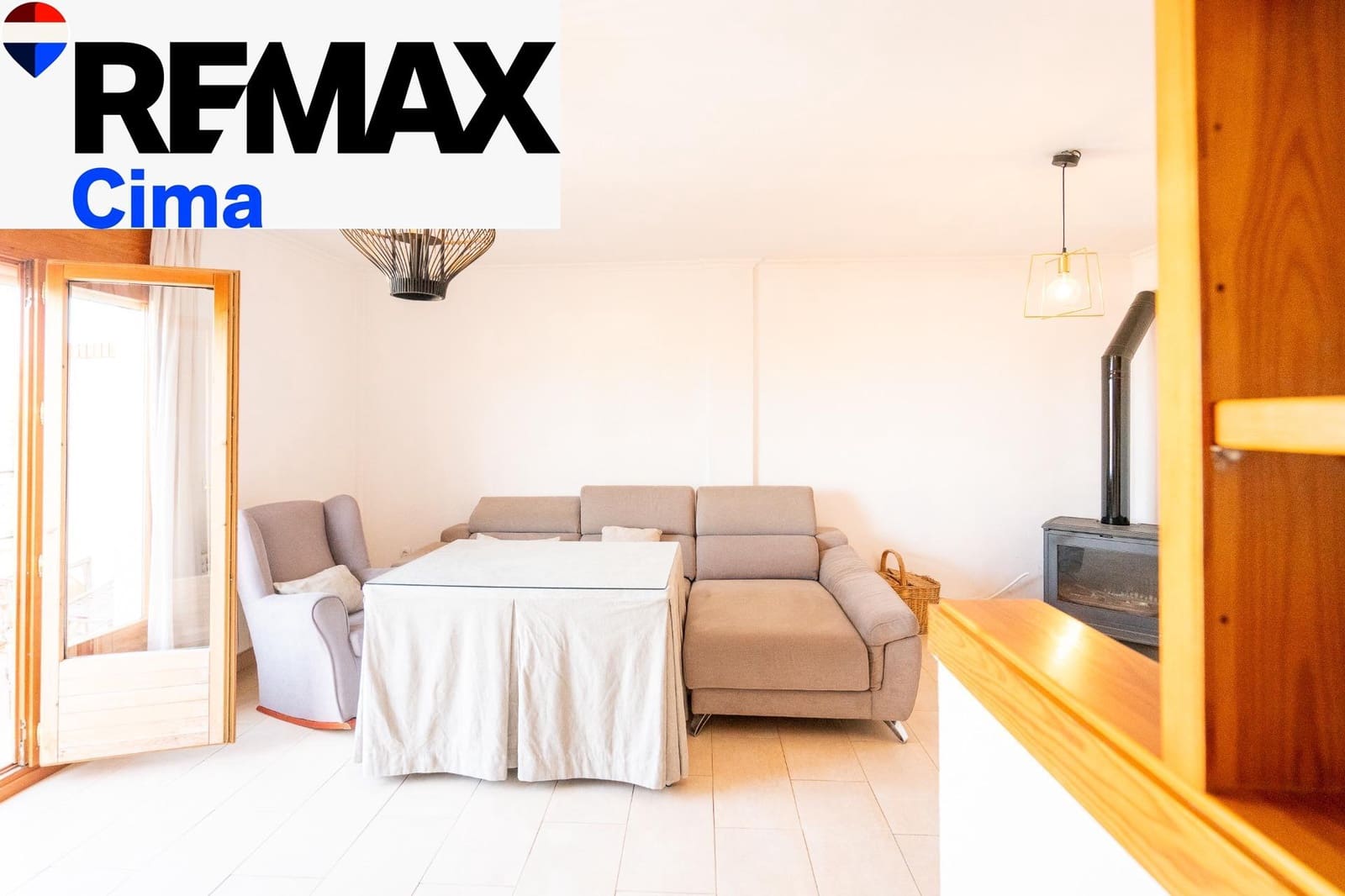 3 chambre Villa/Maison Mitoyenne à vendre à Baza avec garage - 190 000 € (Ref: 10037576)