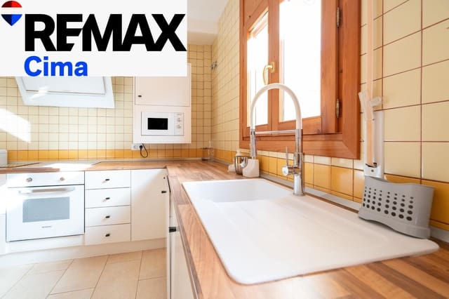 3 chambre Villa/Maison Mitoyenne à vendre à Baza avec garage - 190 000 € (Ref: 10037576)