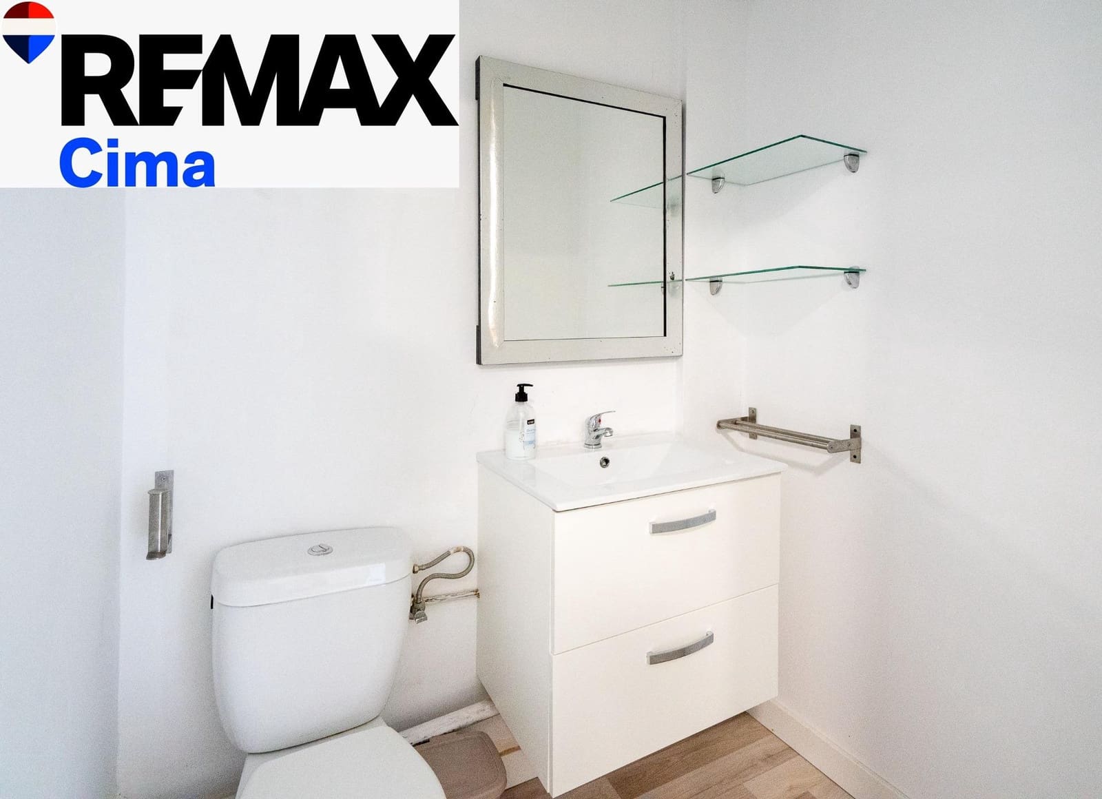 3 chambre Villa/Maison Mitoyenne à vendre à Baza avec garage - 190 000 € (Ref: 10037576)
