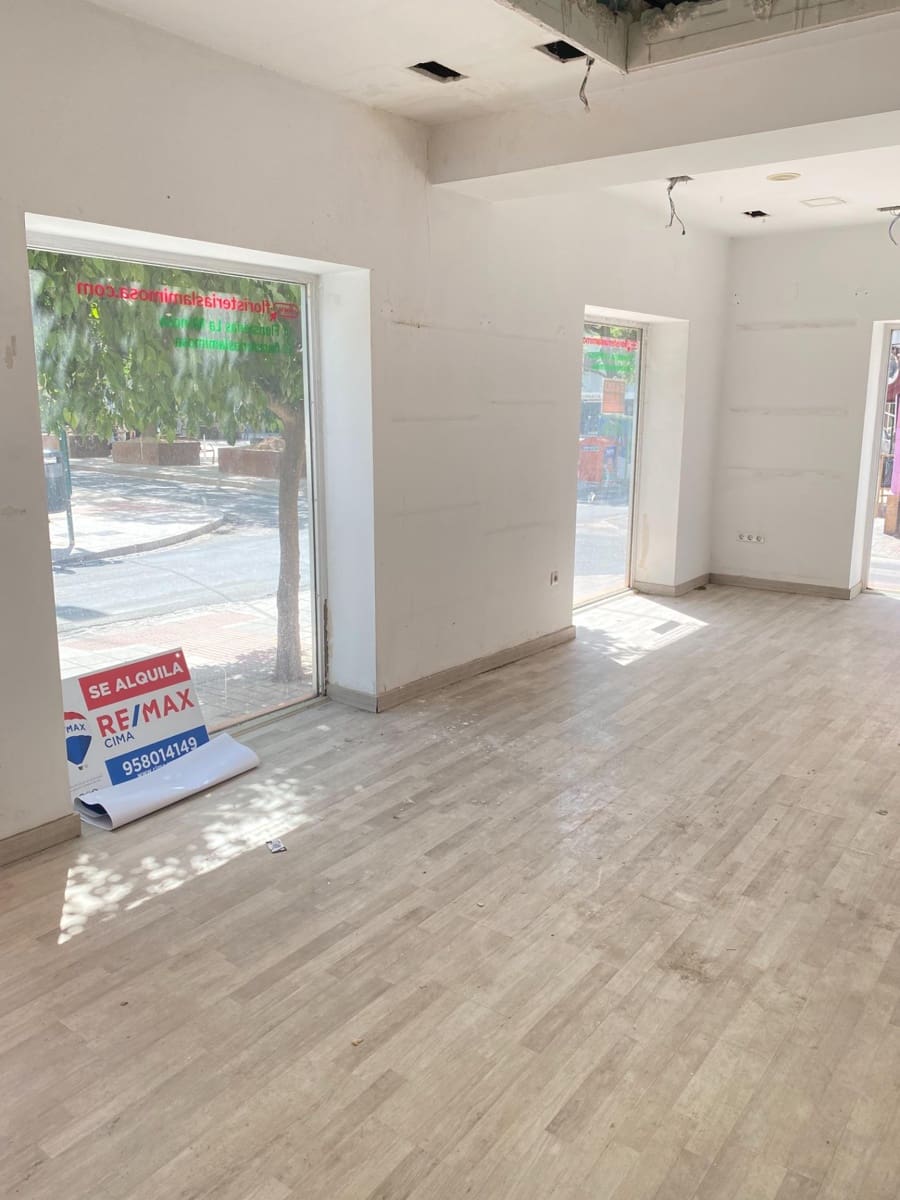 Commerciale da affittare in Granada citta - 850 € (Rif: 10041283)
