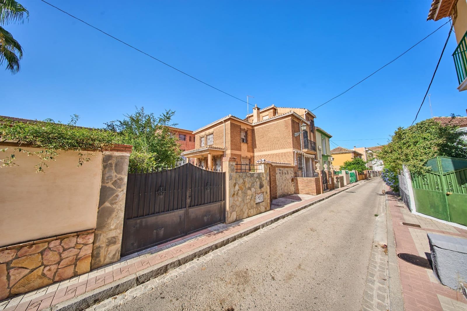 5 sovrum Villa till salu i Granada stad med garage - 820 000 € (Ref: 10041284)