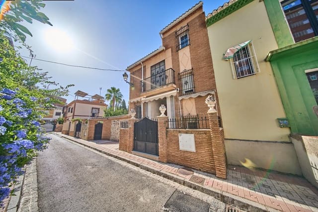5 sovrum Villa till salu i Granada stad med garage - 820 000 € (Ref: 10041284)
