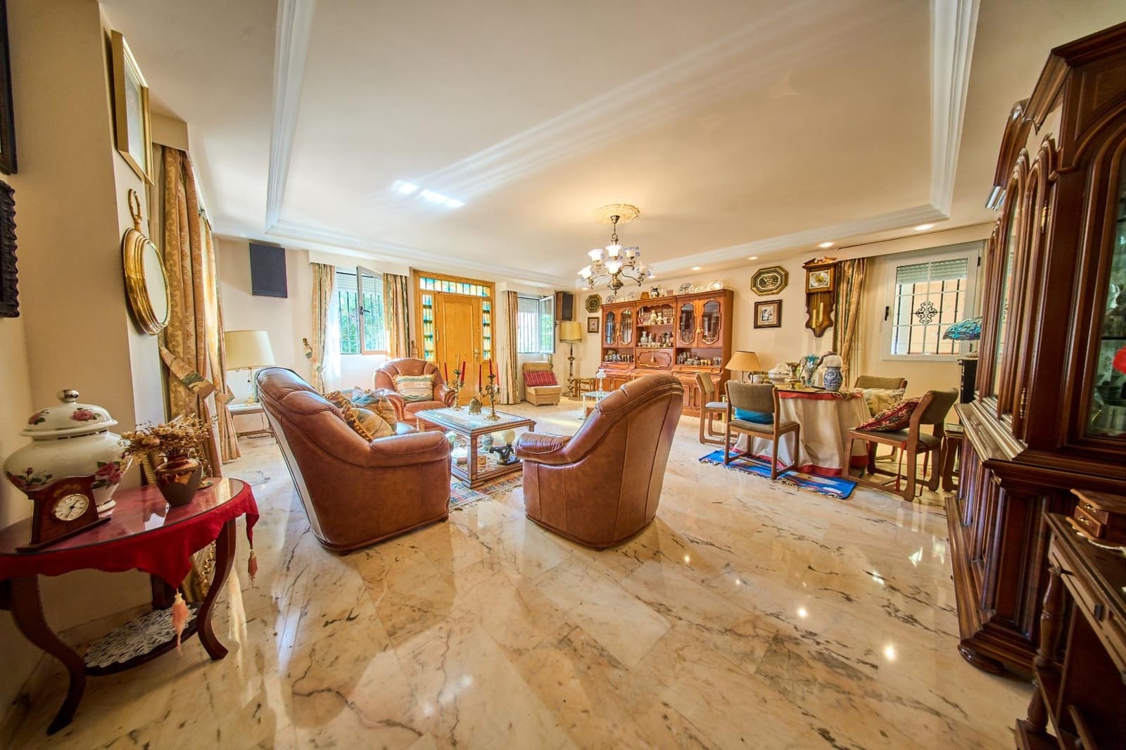 5 sovrum Villa till salu i Granada stad med garage - 820 000 € (Ref: 10041284)