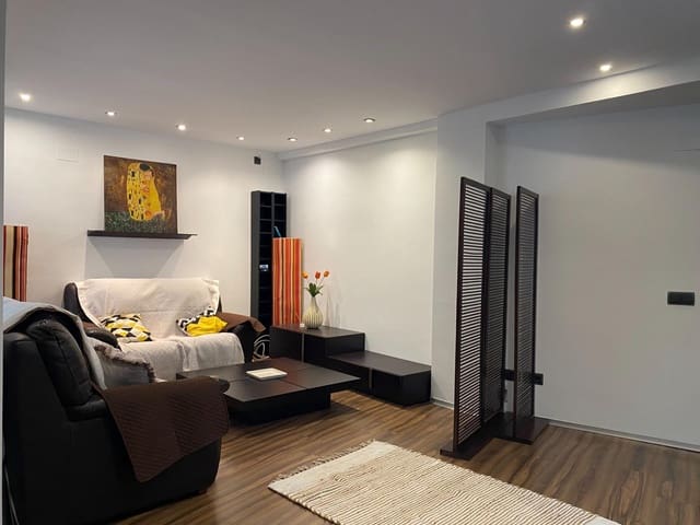 2 quarto Apartamento para venda em Centro, Granada cidade - 250 000 € (Ref: 10041285)
