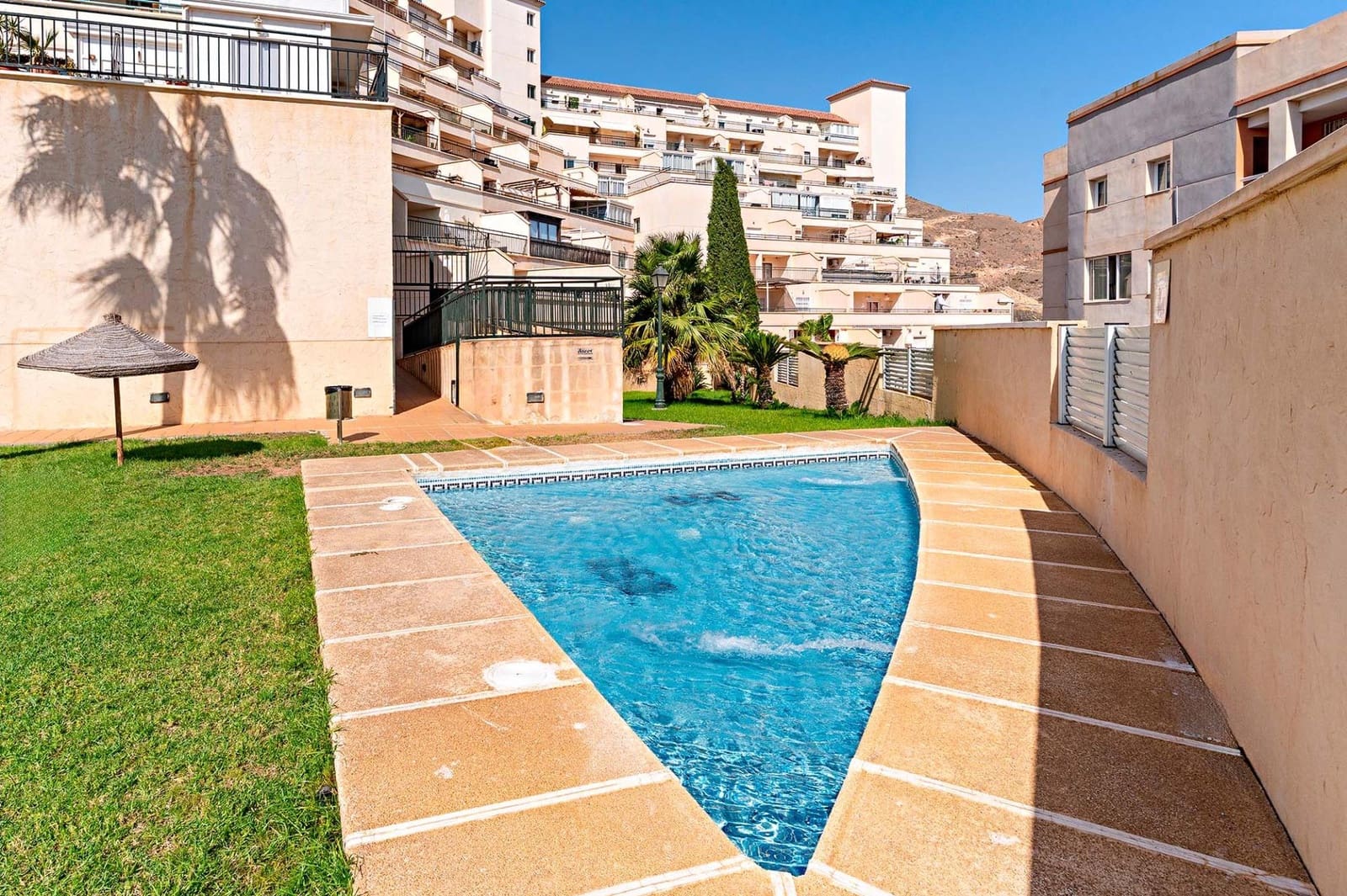 1 bedroom Apartment for rent in Aguadulce (Almeria) with pool garage - € 500 (Ref: 10043203)