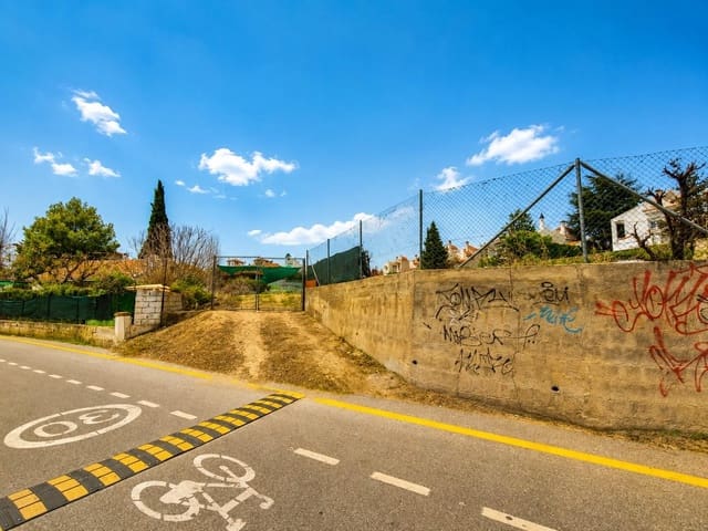 Building Plot for sale in Cájar - € 999,900 (Ref: 10045227)