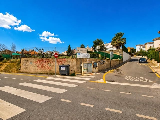 Building Plot for sale in Cájar - € 999,900 (Ref: 10045227)