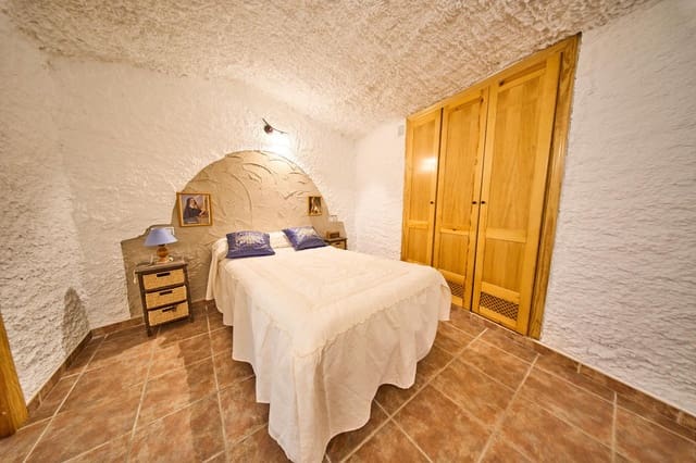 10 quarto Casa em Banda para venda em Beas de Guadix com garagem - 140 000 € (Ref: 10045228)