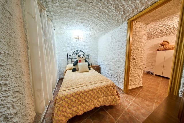 10 quarto Casa em Banda para venda em Beas de Guadix com garagem - 140 000 € (Ref: 10045228)