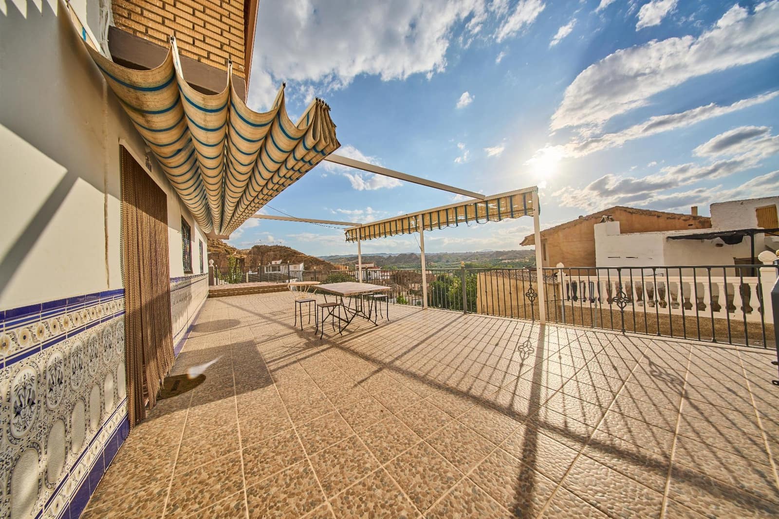 10 chambre Maison de Ville à vendre à Beas de Guadix avec garage - 140 000 € (Ref: 10045228)