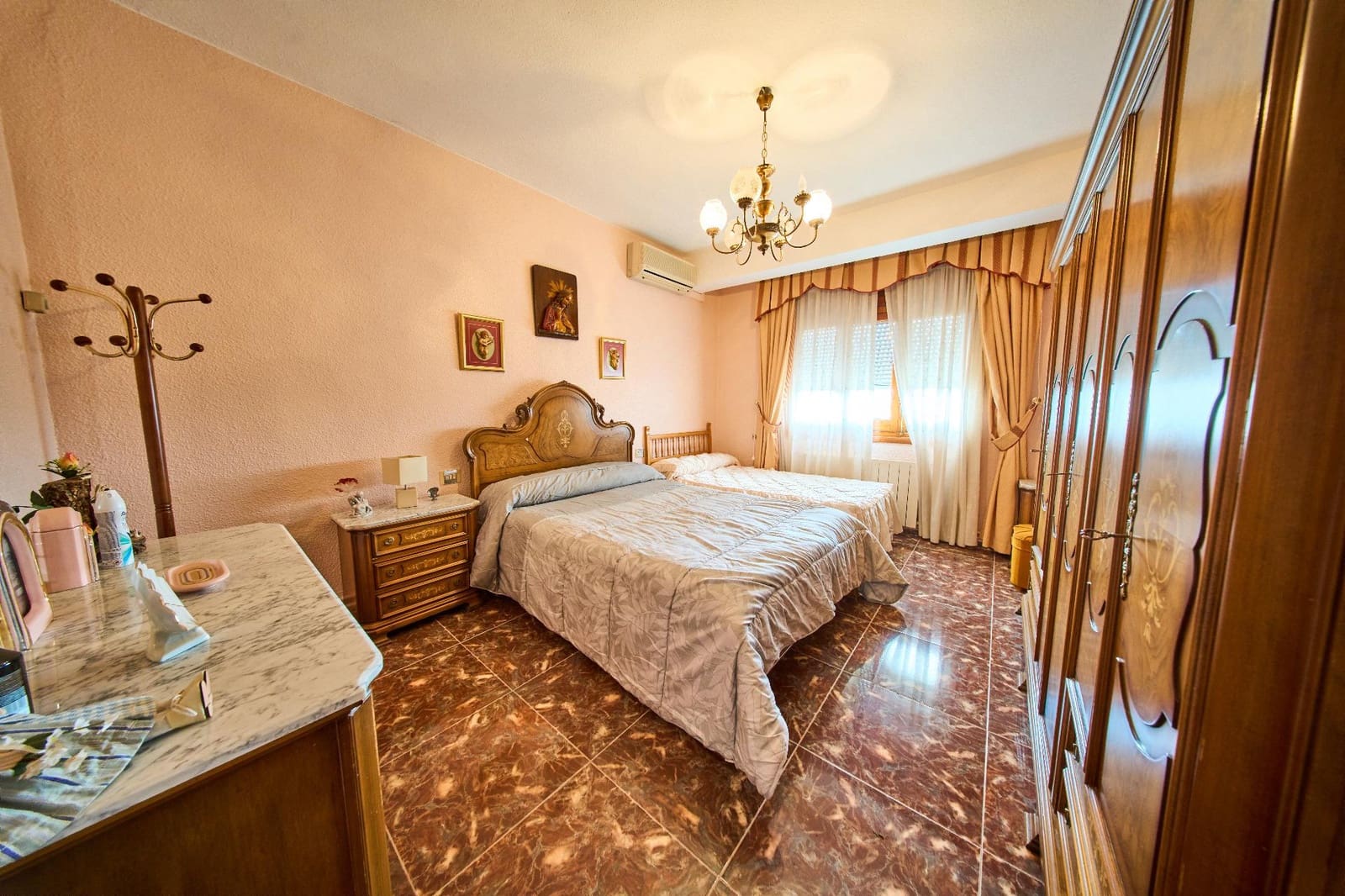 11 sypialnia Dom na sprzedaż w Beas de Guadix z garażem - 140 000 € (Ref: 10045228)