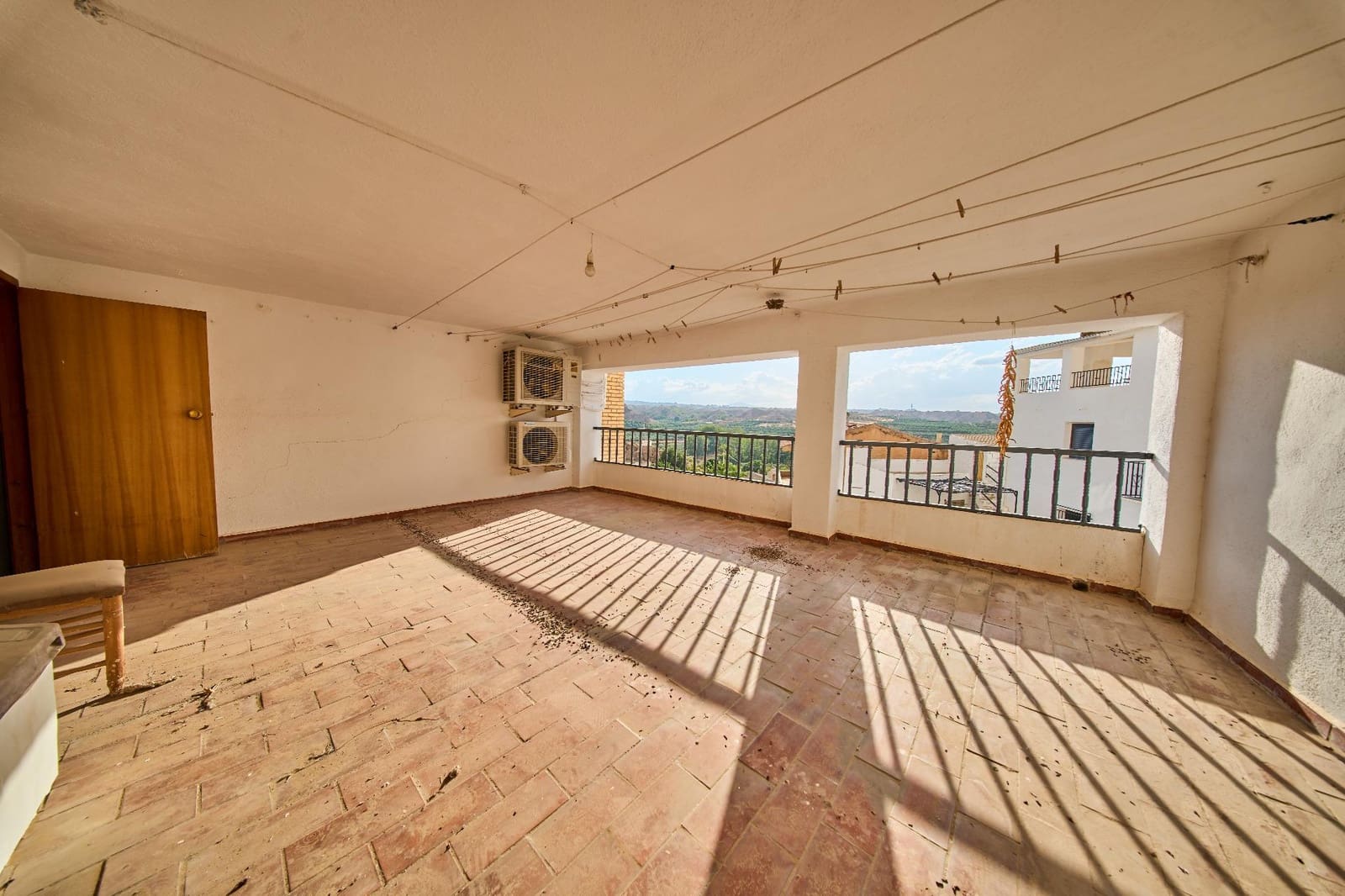 11 sypialnia Dom na sprzedaż w Beas de Guadix z garażem - 140 000 € (Ref: 10045228)