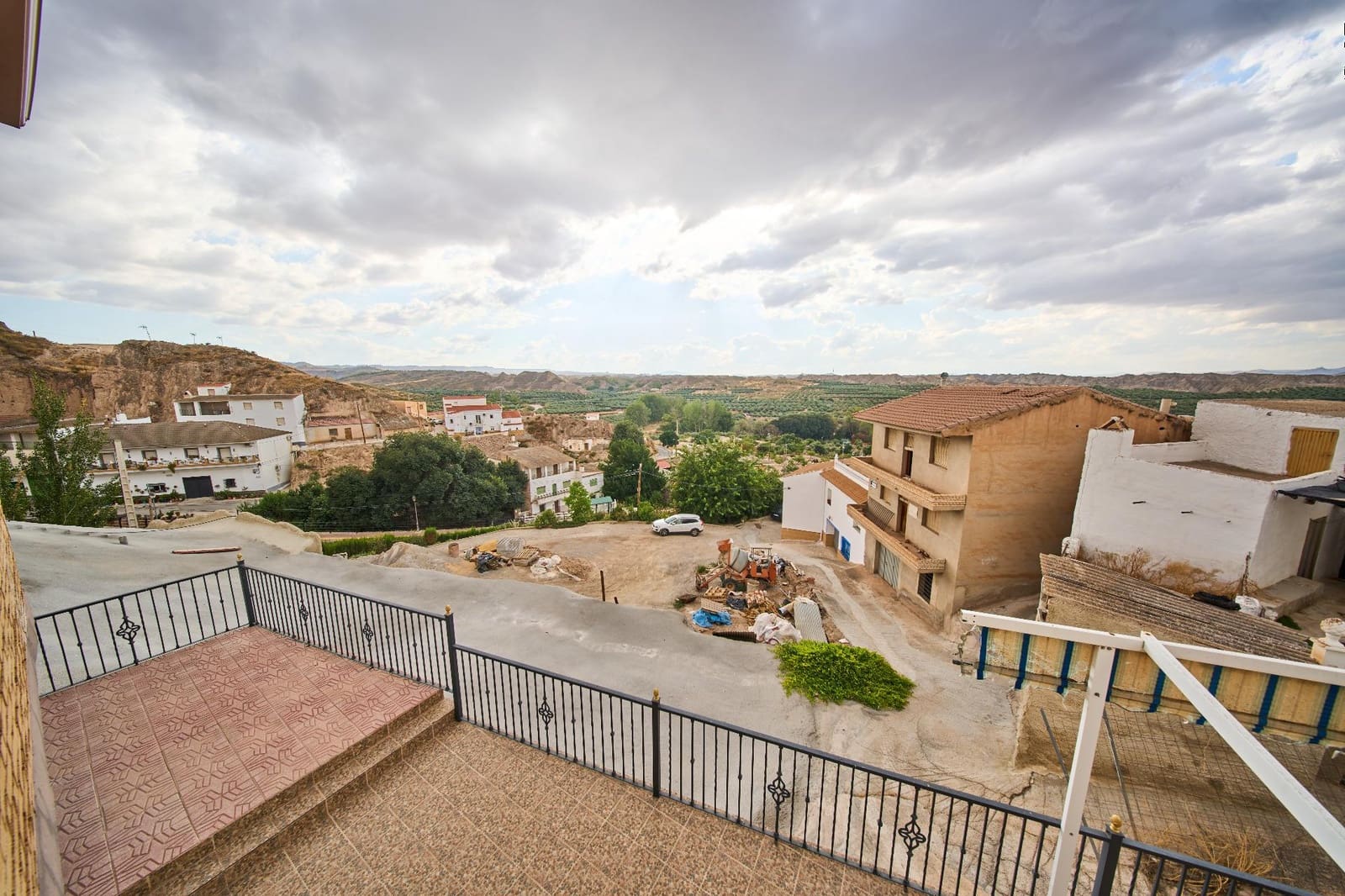 11 sypialnia Dom na sprzedaż w Beas de Guadix z garażem - 140 000 € (Ref: 10045228)
