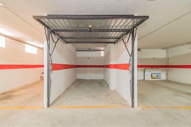 Garaż na sprzedaż w La Zubia - 19 000 € (Ref: 10047517)