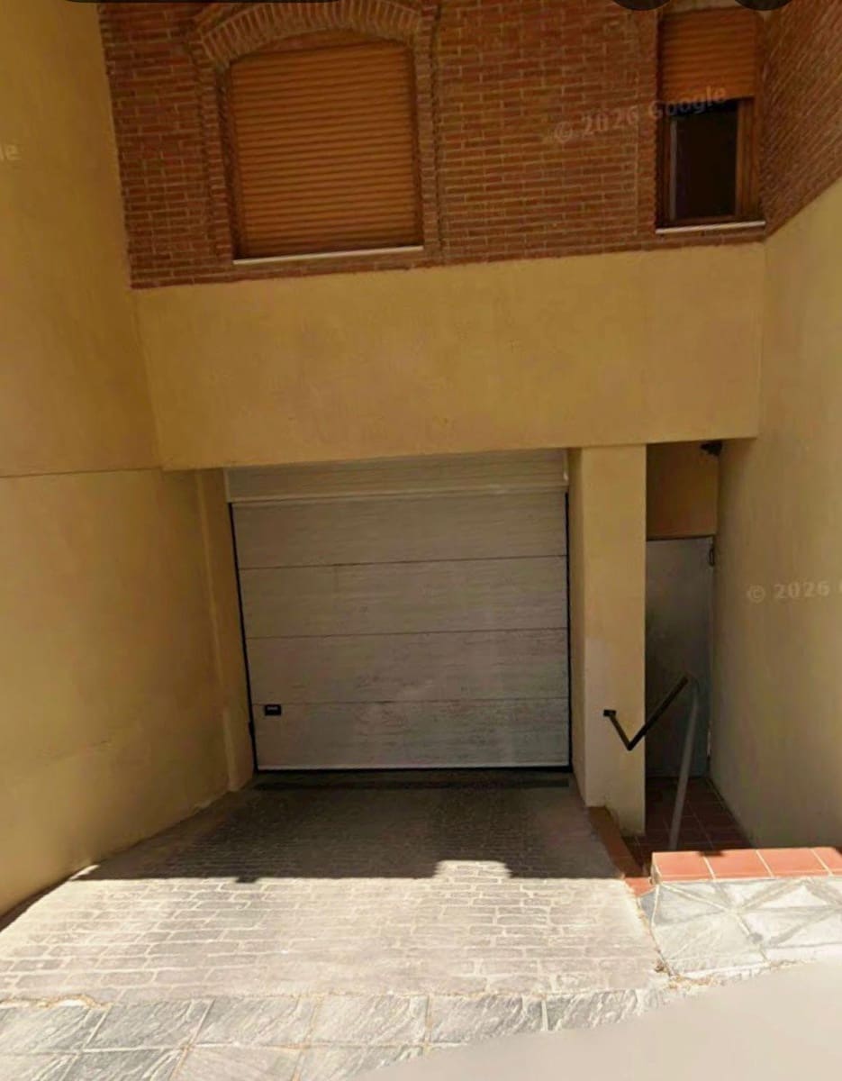 Garage for sale in La Zubia - € 19,000 (Ref: 10047517)