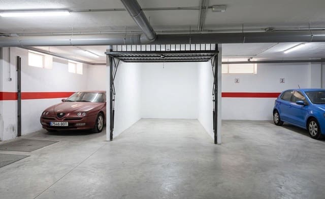 Garaż na sprzedaż w La Zubia - 19 000 € (Ref: 10047517)