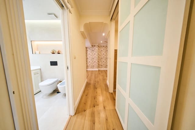 Piso de 3 habitaciones en Centro, Granada ciudad en venta - 515.000 € (Ref: 10055509)