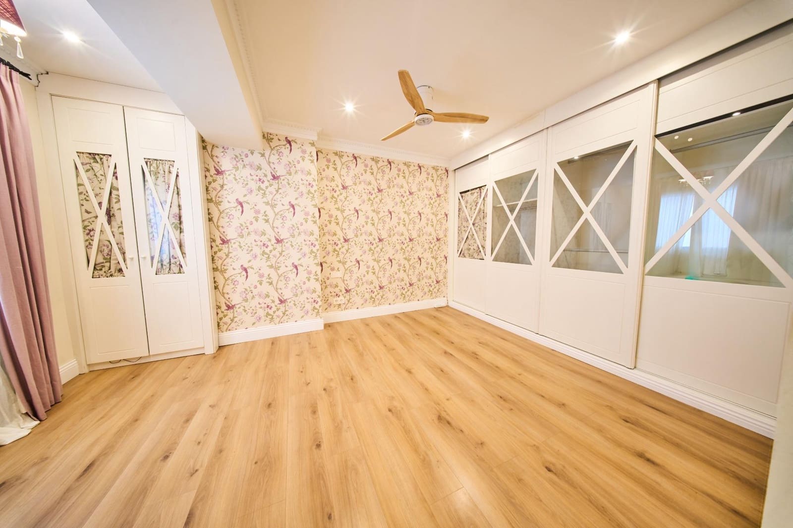 3 bedroom Flat for sale in Granada city - € 515,000 (Ref: 10055509)