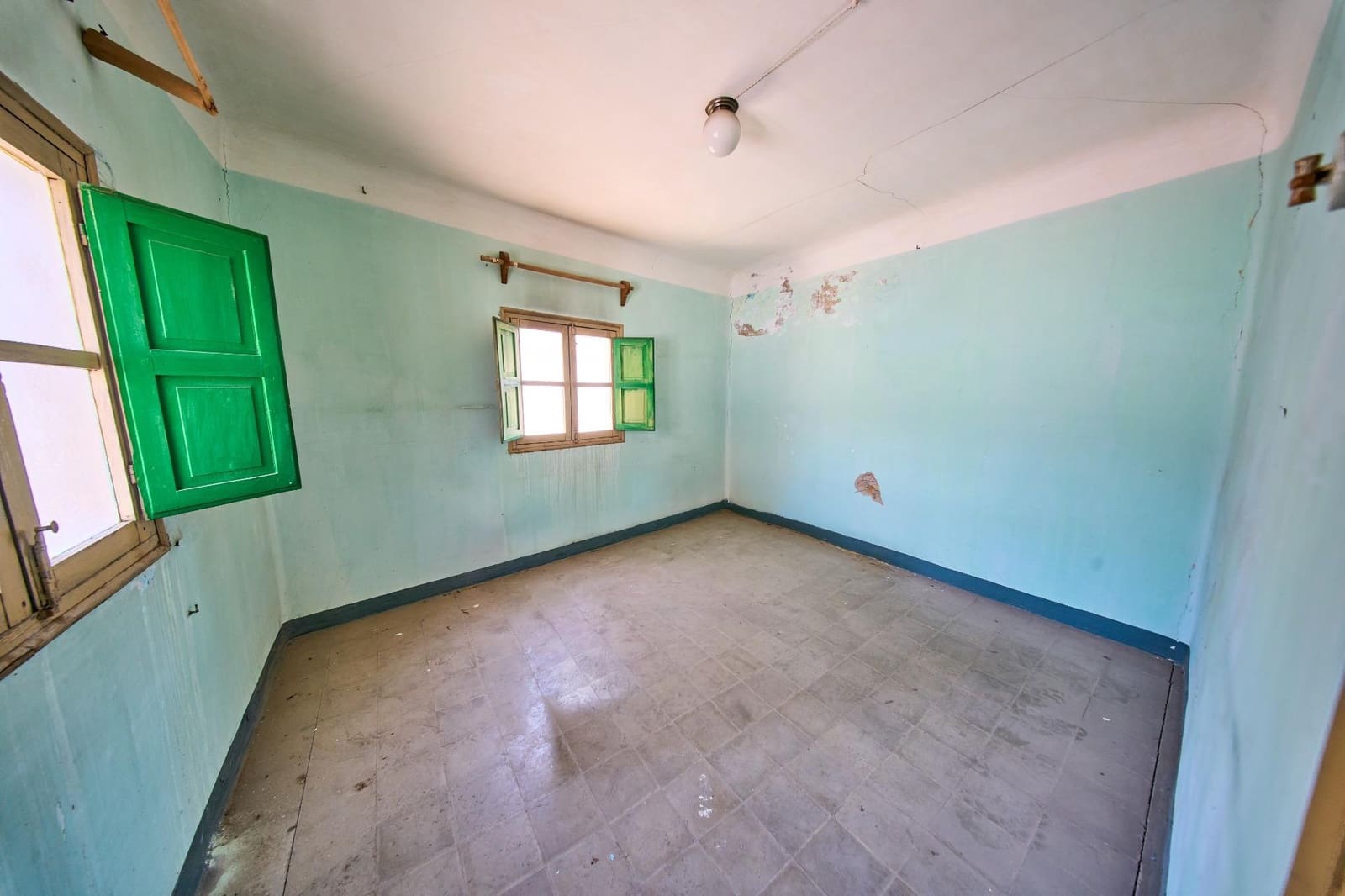 Casa de 3 habitaciones en Atarfe en venta - 85.000 € (Ref: 10062193)