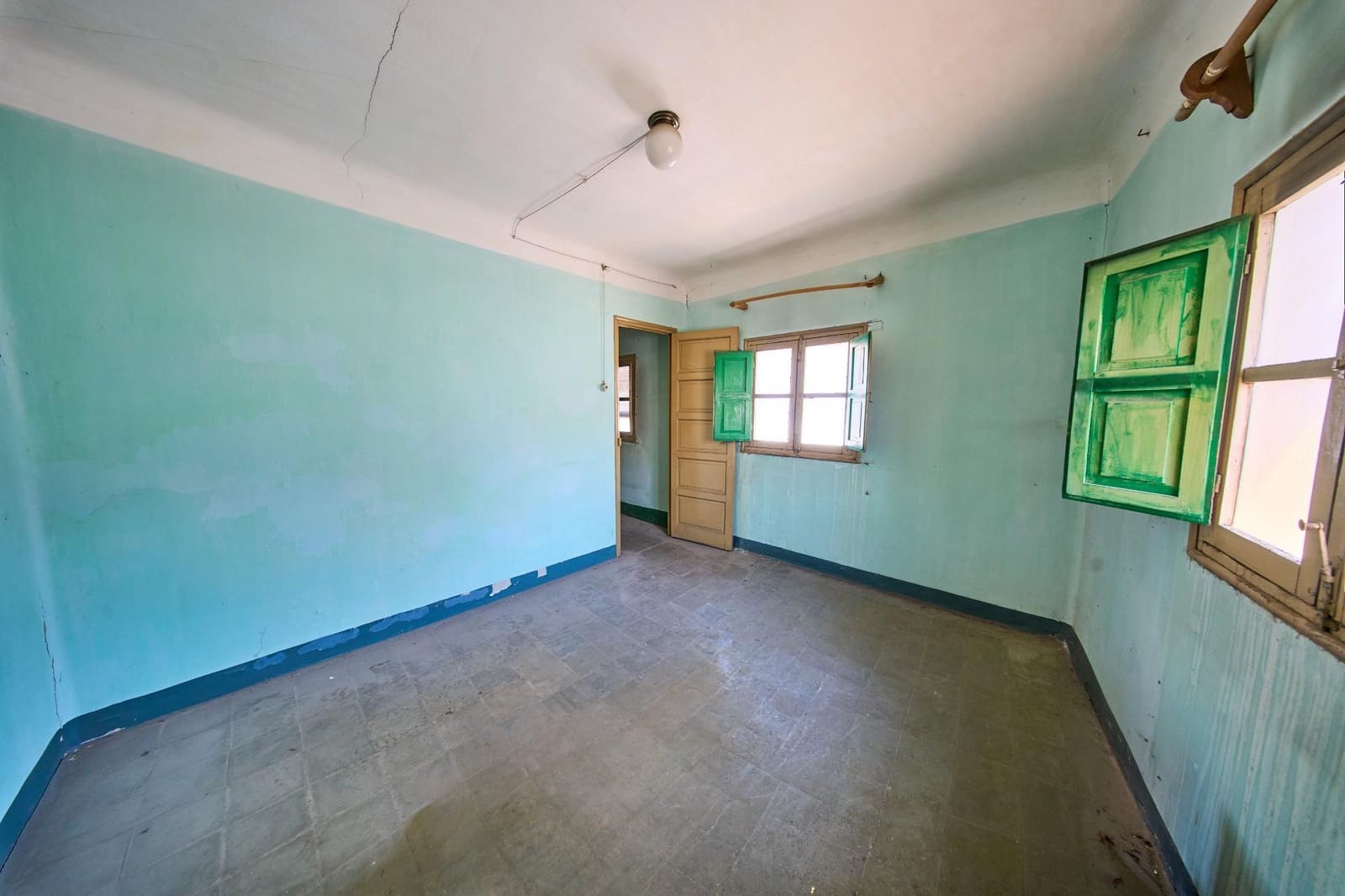 Casa de 3 habitaciones en Atarfe en venta - 85.000 € (Ref: 10062193)