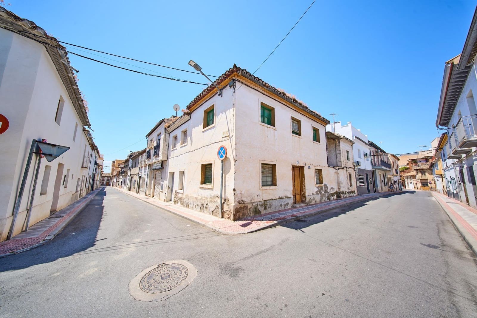 Casa de 3 habitaciones en Atarfe en venta - 85.000 € (Ref: 10062193)