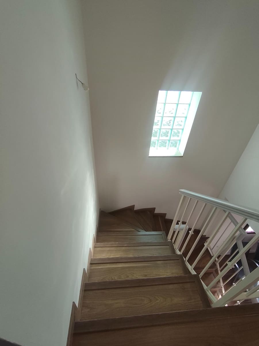 3 soverom Kjedet enebolig til leie i Las Gabias med svømmebasseng - € 1 260 (Ref: 10067870)