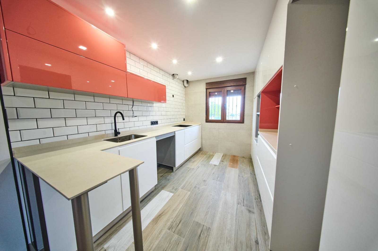 3 camera da letto Villetta Bifamiliare in vendita in Las Gabias con piscina - 350.000 € (Rif: 10067870)
