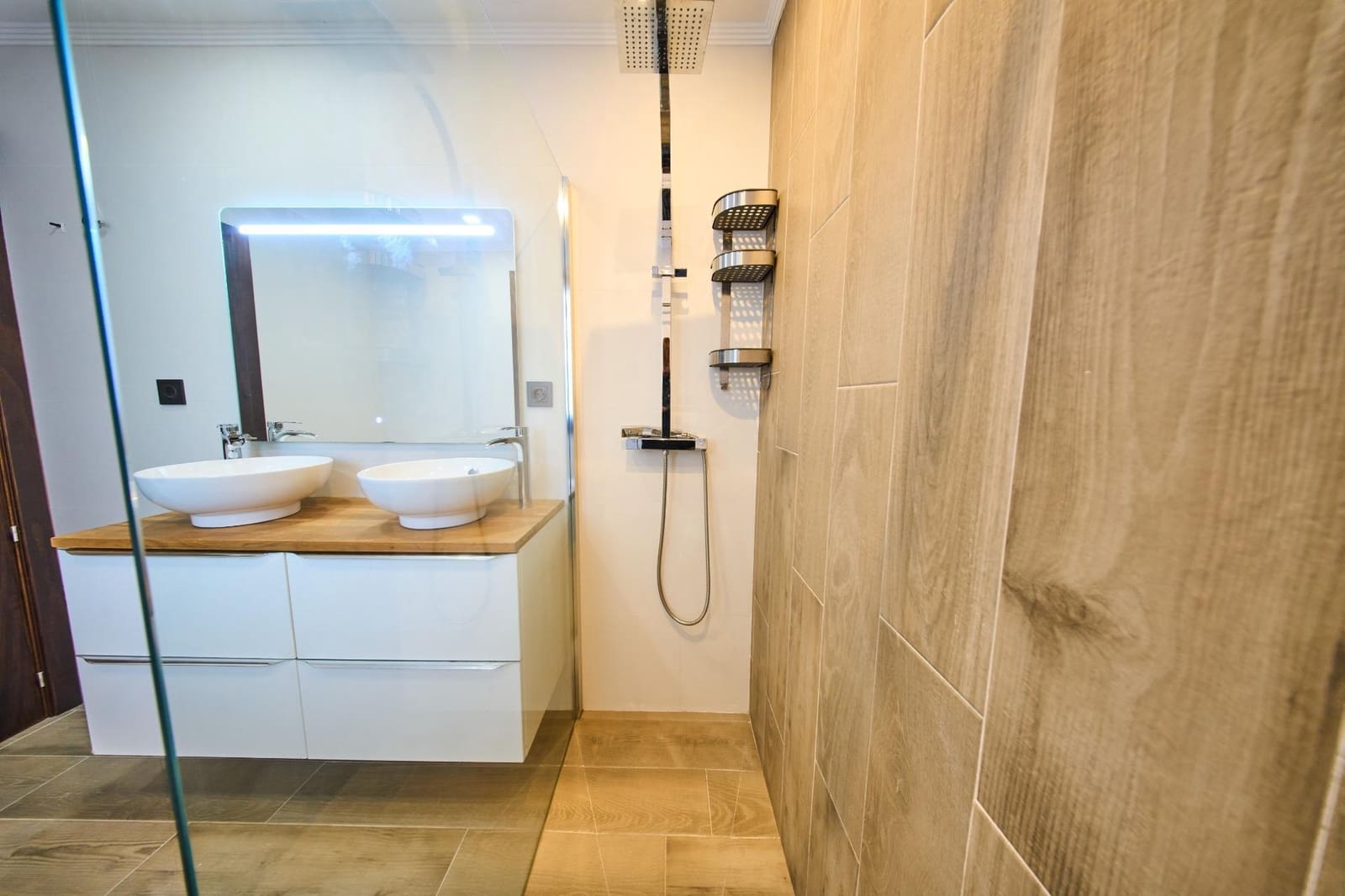 3 camera da letto Villetta Bifamiliare in vendita in Las Gabias con piscina - 350.000 € (Rif: 10067870)