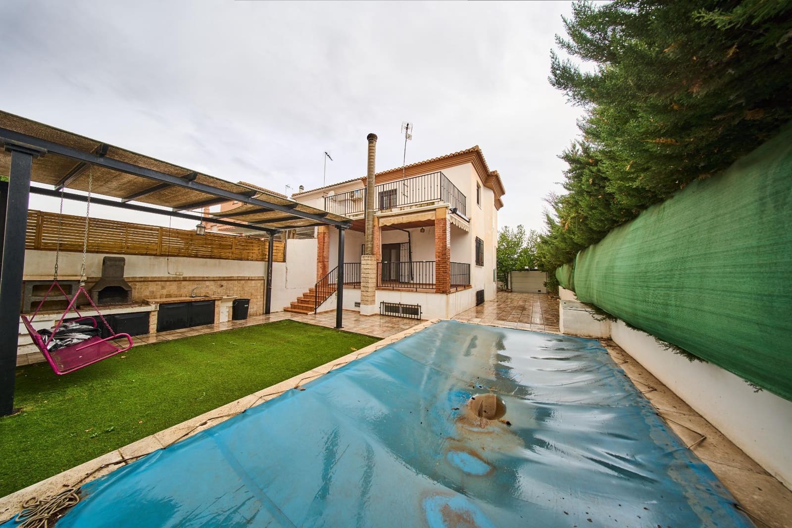 3 camera da letto Villetta Bifamiliare in vendita in Las Gabias con piscina - 350.000 € (Rif: 10067870)