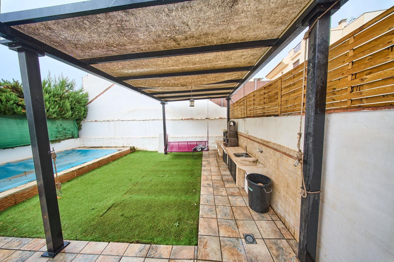 3 camera da letto Villetta Bifamiliare in vendita in Las Gabias con piscina - 350.000 € (Rif: 10067870)