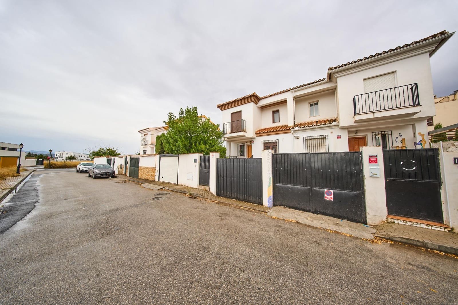 3 camera da letto Villetta Bifamiliare in vendita in Las Gabias con piscina - 350.000 € (Rif: 10067870)