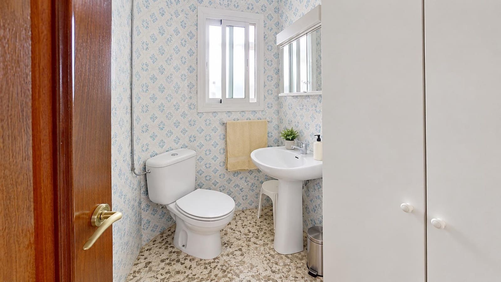 4 slaapkamer Flat te koop in Granada stad - € 320.000 (Ref: 10081489)