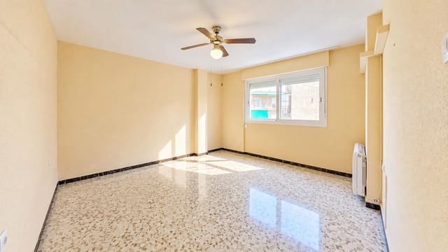 4 slaapkamer Flat te koop in Granada stad - € 320.000 (Ref: 10081489)