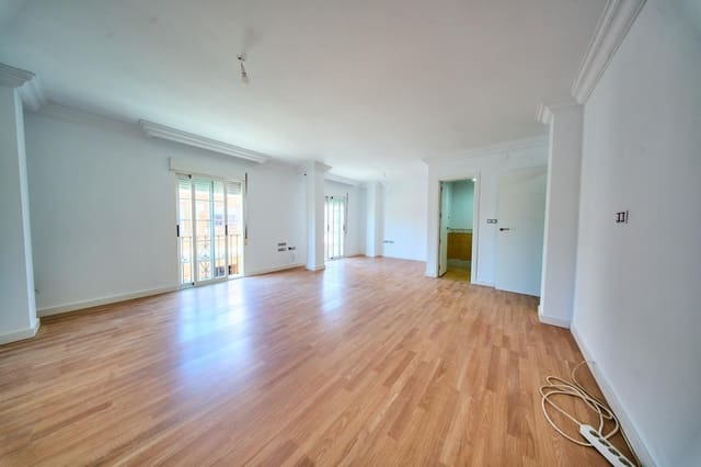3 slaapkamer Rijtjeshuis te koop in Albaicin, Granada stad - € 240.000 (Ref: 10089626)