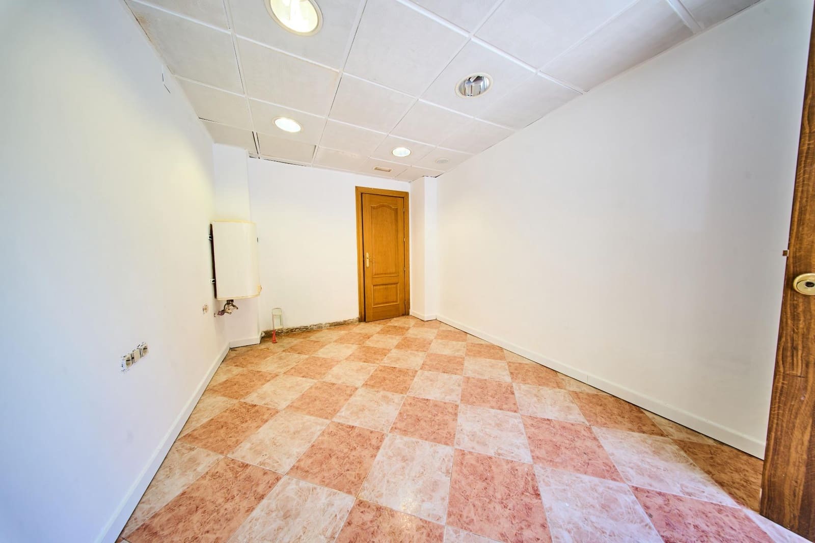 3 slaapkamer Rijtjeshuis te koop in Granada stad - € 240.000 (Ref: 10089626)