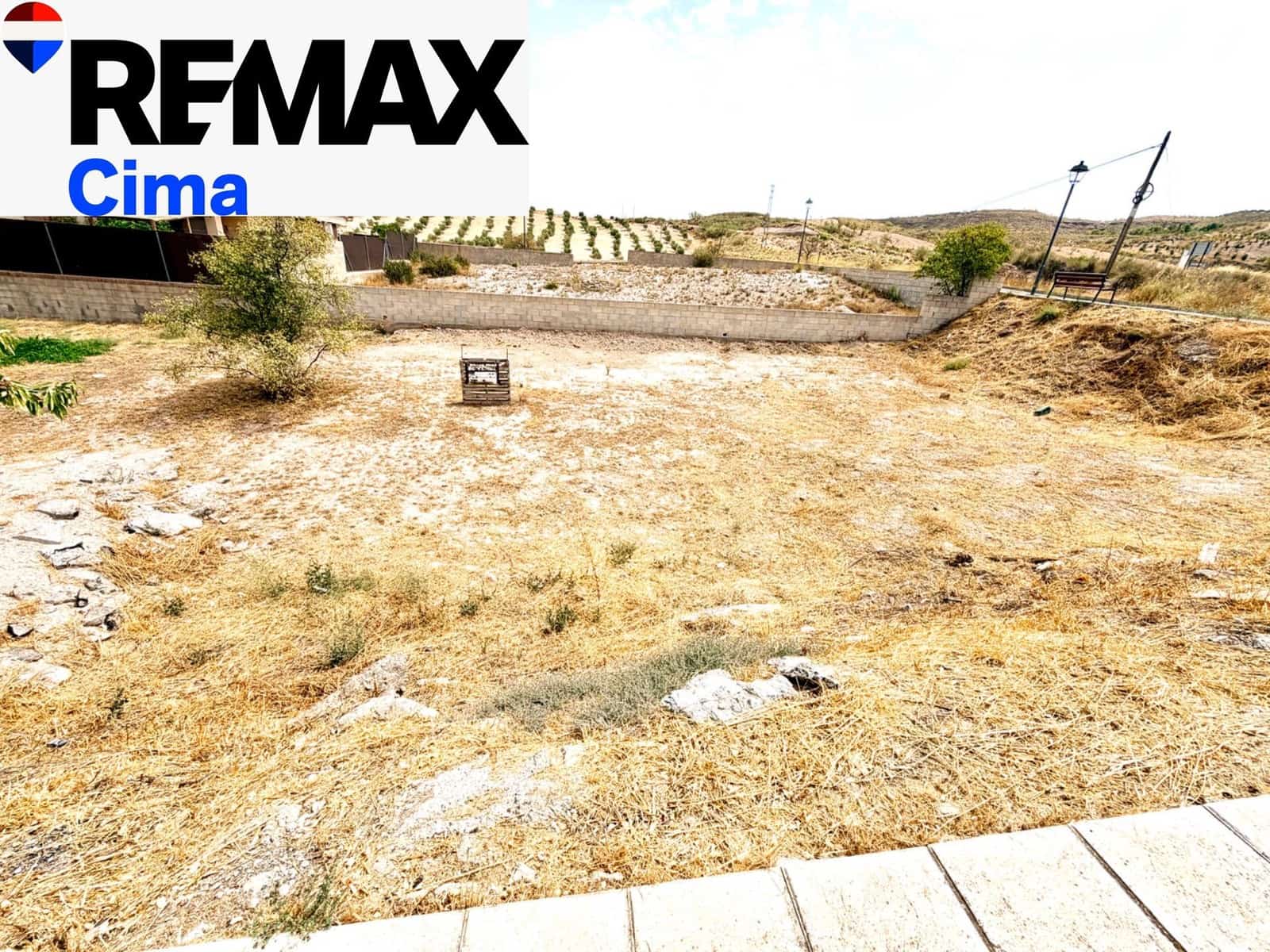 Building Plot for sale in Freila - € 30,000 (Ref: 10089627)
