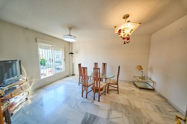 3 camera da letto Villetta a Schiera in vendita in Cúllar Vega - 217.000 € (Rif: 10089630)