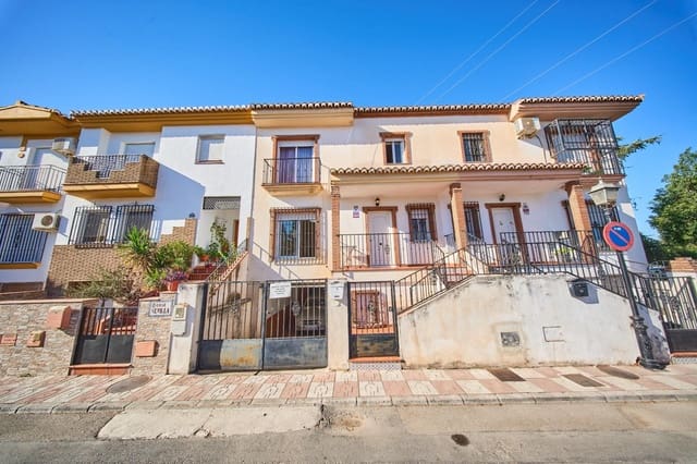 3 camera da letto Villetta a Schiera in vendita in Cúllar Vega - 217.000 € (Rif: 10089630)